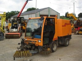 Bucher CITY CAT 2000 