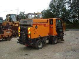 Bucher CITY CAT 2000 