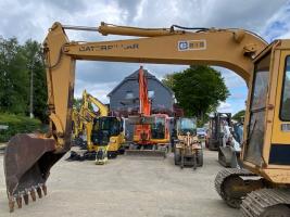 Cat 215 