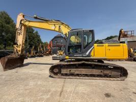 New Holland Kobelco E 215 C 