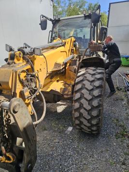 JCB TM 320 S T4F 