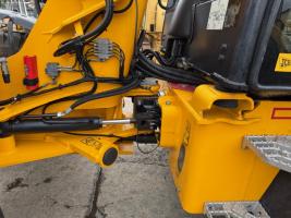 JCB TM 320 S T4F 