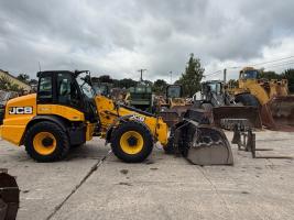 JCB TM 320 S T4F 