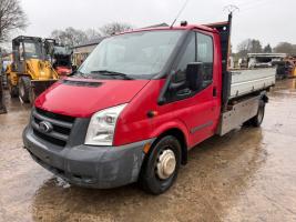 Ford&nbsp;Transit 460 LEF DRW RWD&nbsp;3 Seitenkipper