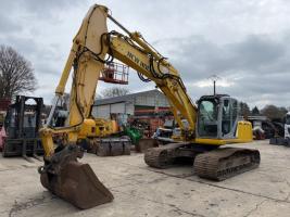 New Holland&nbsp;Kobelco E 215 B&nbsp;