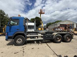Volvo&nbsp;FM 12-420 6x2R&nbsp;