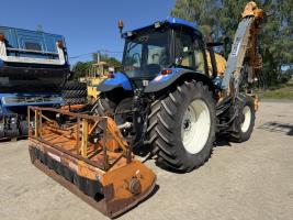 New Holland&nbsp;TM 130&nbsp;