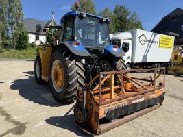 New Holland&nbsp;TM 130&nbsp;