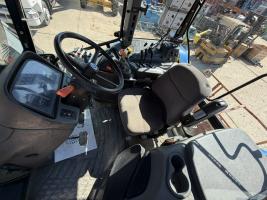 New Holland&nbsp;TM 130&nbsp;