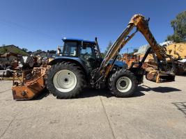 New Holland&nbsp;TM 130&nbsp;