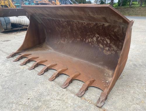 Doosan DL 420 - Pièces