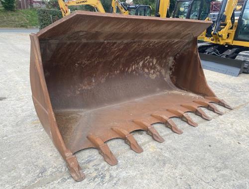 Doosan DL 420 - Pièces