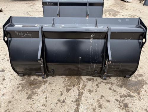 569-9196 - CAT 906 - Pièces