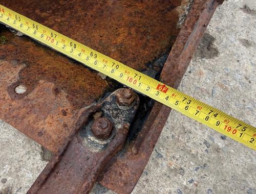 337-8940 - CAT 906 - Pièces