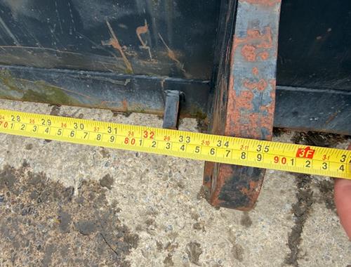 337-8940 - CAT 906 - Pièces