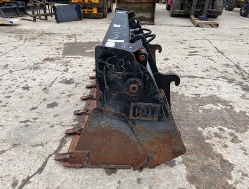 337-8940 - CAT 906 - Pièces