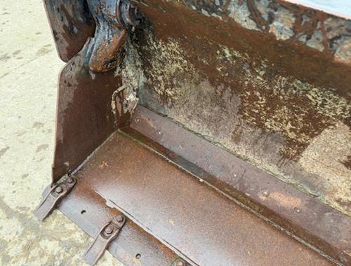 337-8940 - CAT 906 - Pièces