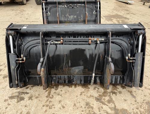 337-8940 - CAT 906 - Pièces