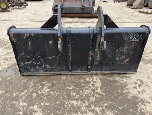 Case 2000 mm - Teile