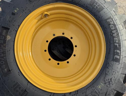 Michelin Power CL 440/80R28 - Nouveau