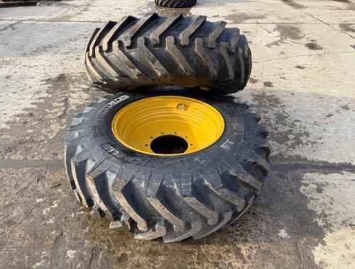 Michelin Power CL 440/80R28 - Nouveau