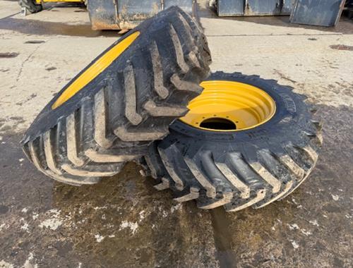 Michelin Power CL 440/80R28 - Nouveau