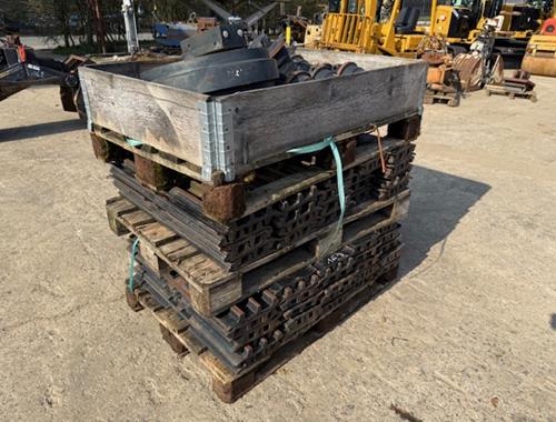 Bodenpaltten - CAT 318-320-323-324-326 - 800 mm - Ref 163