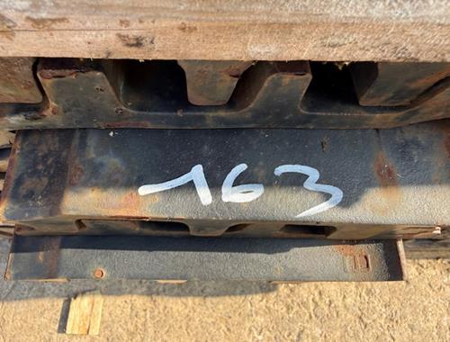 Bodenpaltten - CAT 318-320-323-324-326 - 800 mm - Ref 163