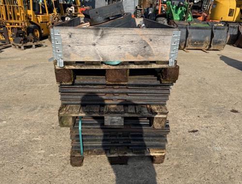 Bodenpaltten - CAT 318-320-323-324-326 - 800 mm - Ref 163