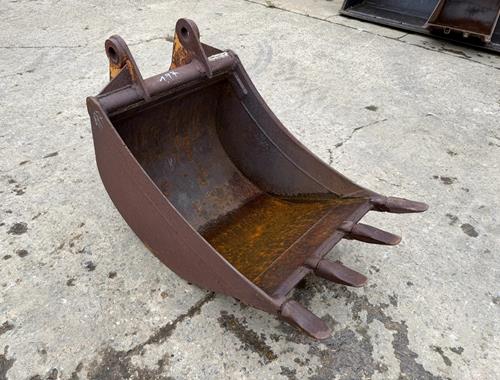 Case 580 - 600 mm - Ref 197