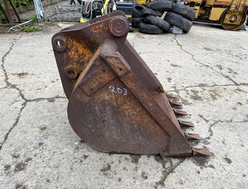 Case 580 - 750 mm - Ref 203